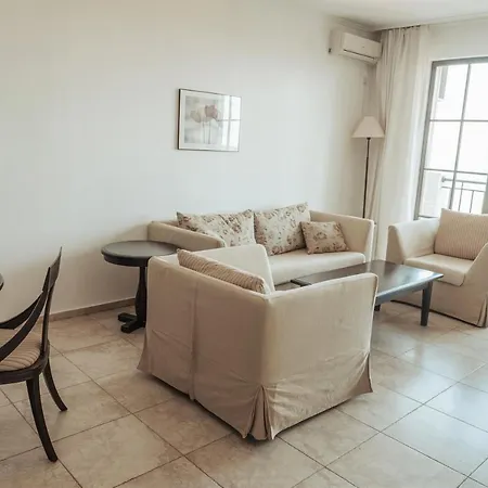 The Cliff Obzor Bay Apartment *